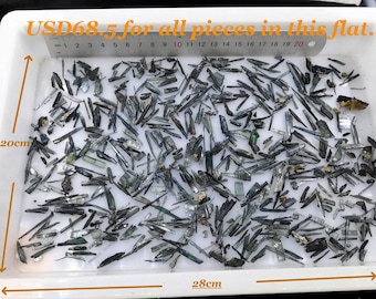 212g 58 mm 見事な新発見 マトリックスのような紫色の大きな蛍石結晶