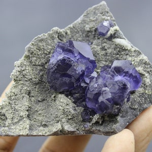 72mm 90g Stunning New Find Tanzanite-like Purple Fluorite on Matrix, Natural Mineral Sepcimen from China CM940158