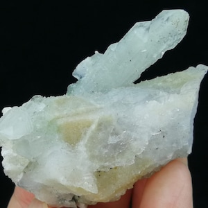 51mm Well Terminated Skeletal Quartz ,  Natural Mineral Specimen from Inner Mongolia China, B902