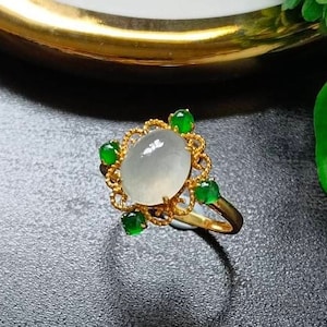 Icy White And Imperial Green Type A Natural Jadeite Jade Fei Cui 18K Gold Ring