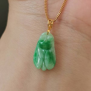 Imperial Green Vein Type A Grade A Natural Jadeite Jade Fei Cui Mini 3D Cicada Pendant In 18K Yellow Gold Bail