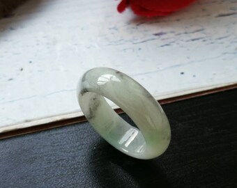 ヴィンテージ 翡翠 風鎮 ジェイド ヒスイ 硬玉 ジェダイド 上品 魔除け 5月 誕生石 縁起物 仕事運 置物
