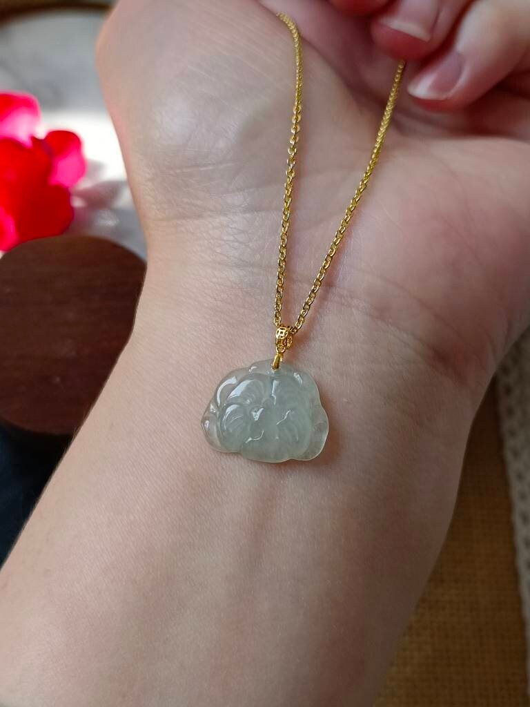 アイシーホワイトタイプAグレードA天然ジェダイト翡翠小蓮の花18K