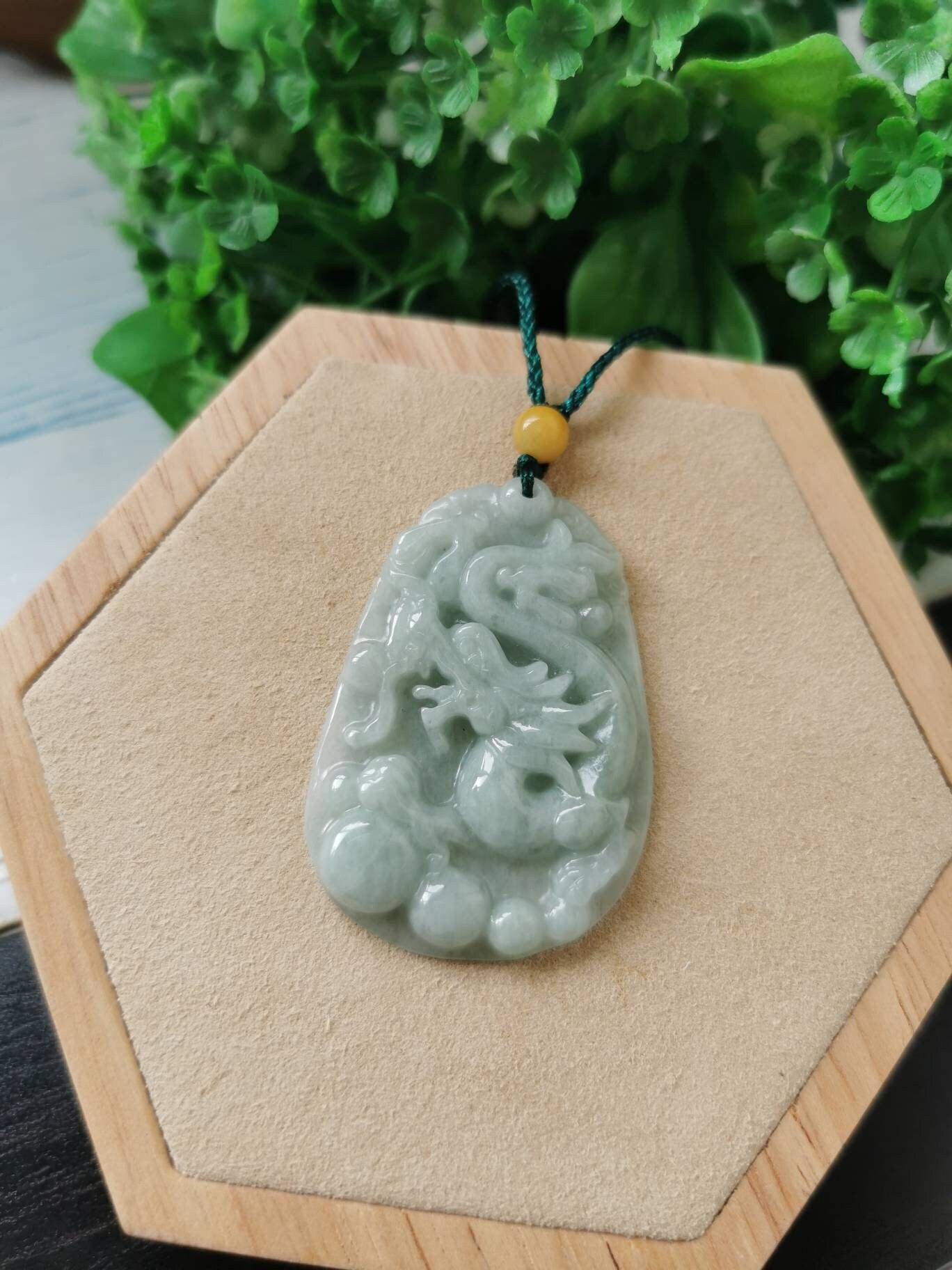 JadeRabbitGems - Etsy 日本