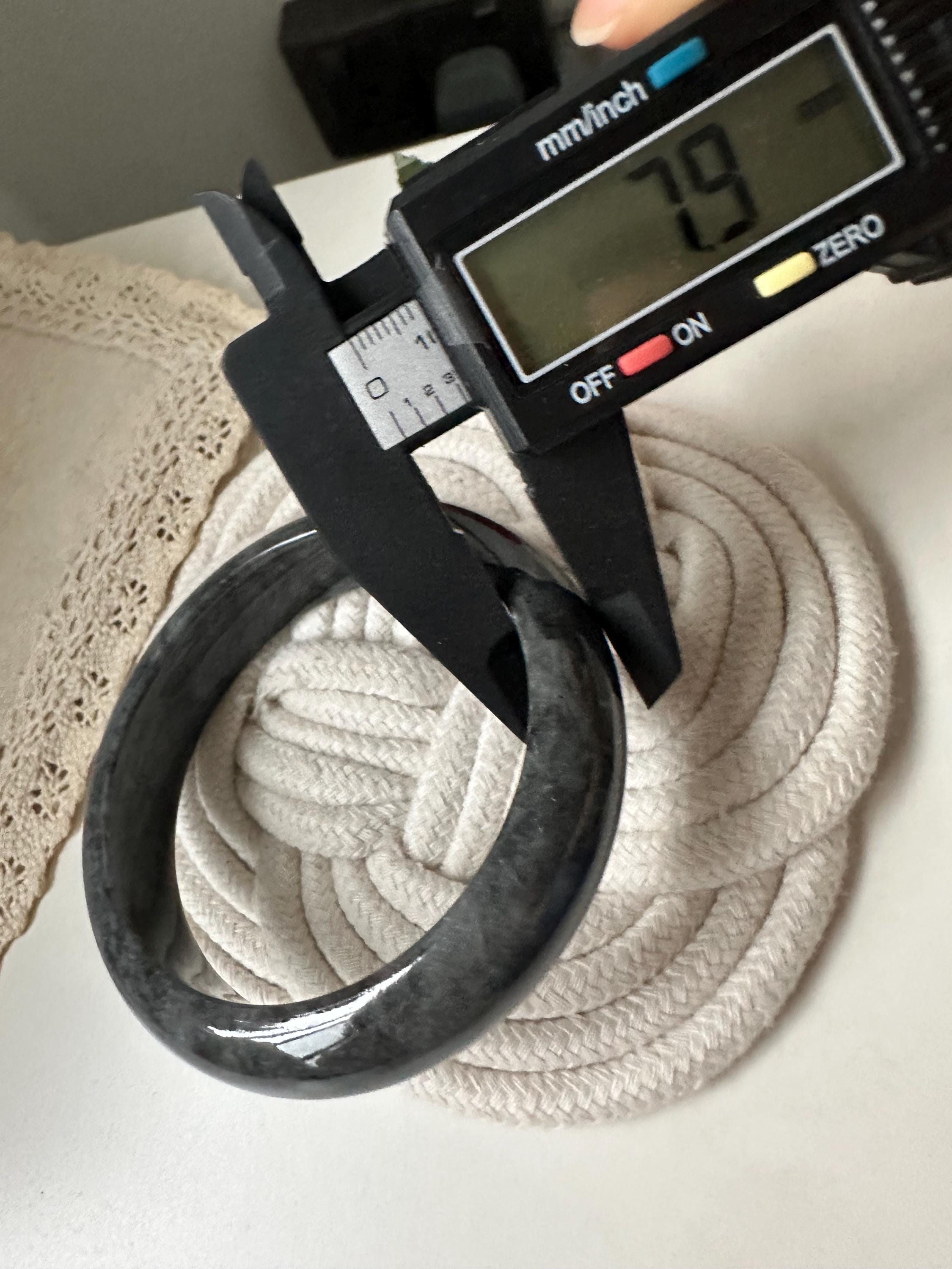 58.8 MM ブラック タイプA グレードA 天然翡翠 フェイ・クイ モダン