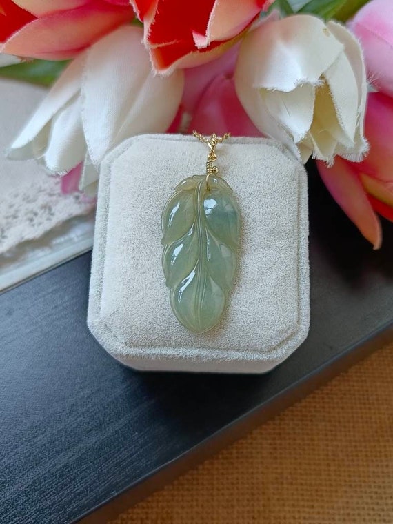 Green Jade Leaf Pendant (14K)