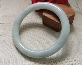 54mm 淡緑色 タイプA グレードA 天然翡翠 フェイツイ 伝統的な丸型