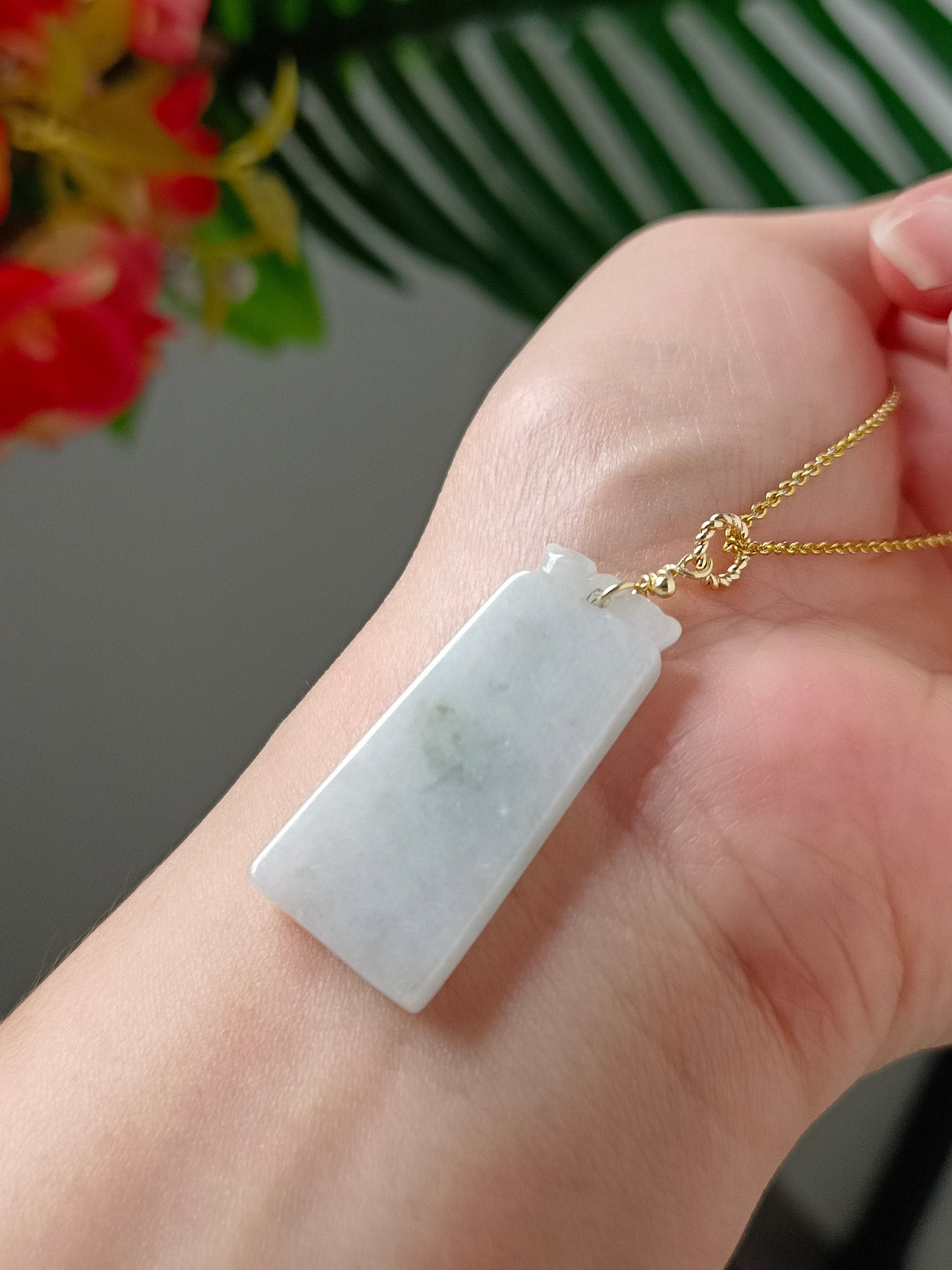 Pendentif En Jade Avec Bélière Ou Attache En Or 14K - Bijou D'occasion, Style Vintage