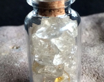 Lake County Diamonds „1 1/2 butelki wypełnionej diamentami LC”