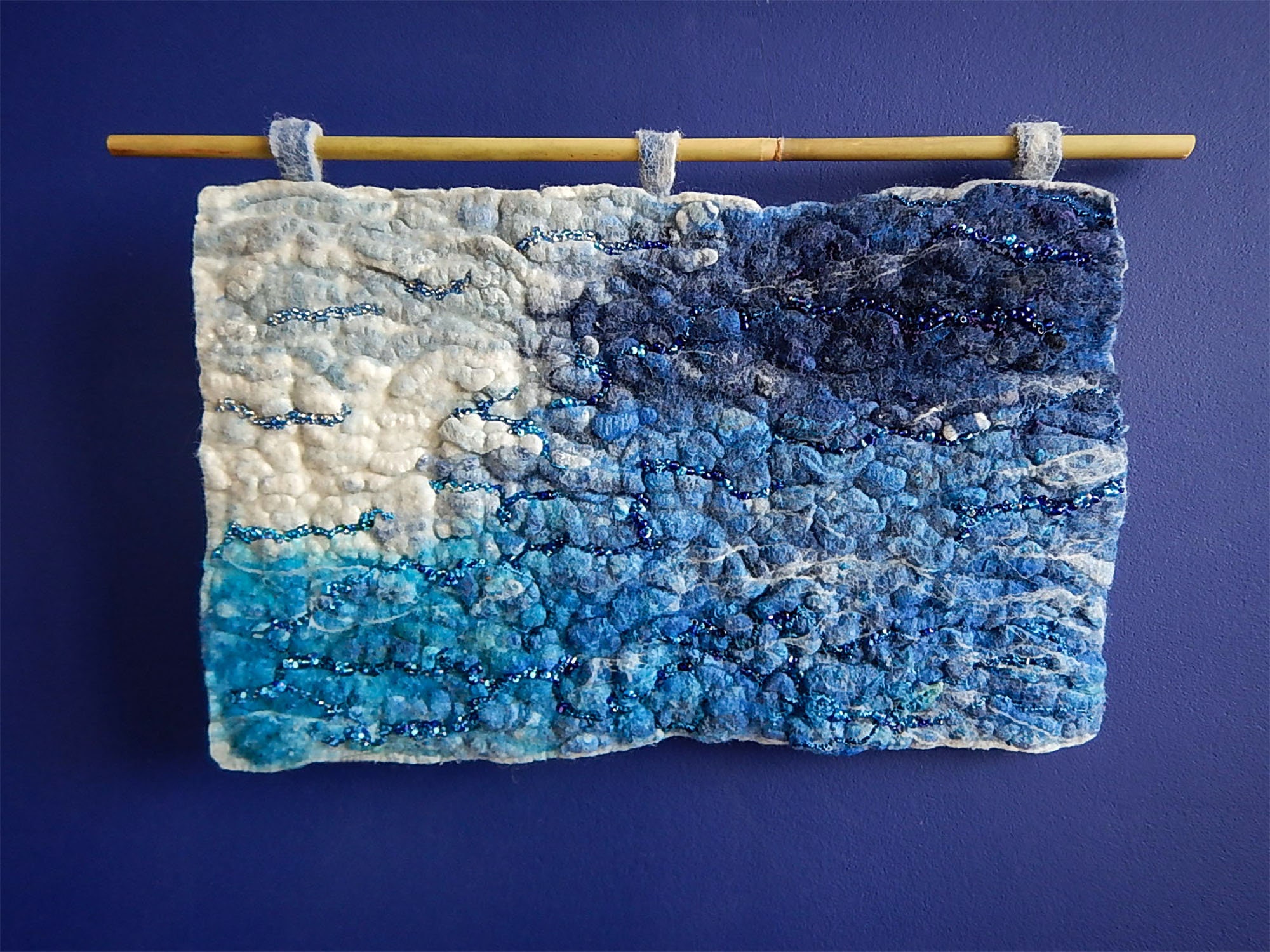 La Mer Bleue Tenture Murale Fibre Art Textile Feutre Décor de Vagues