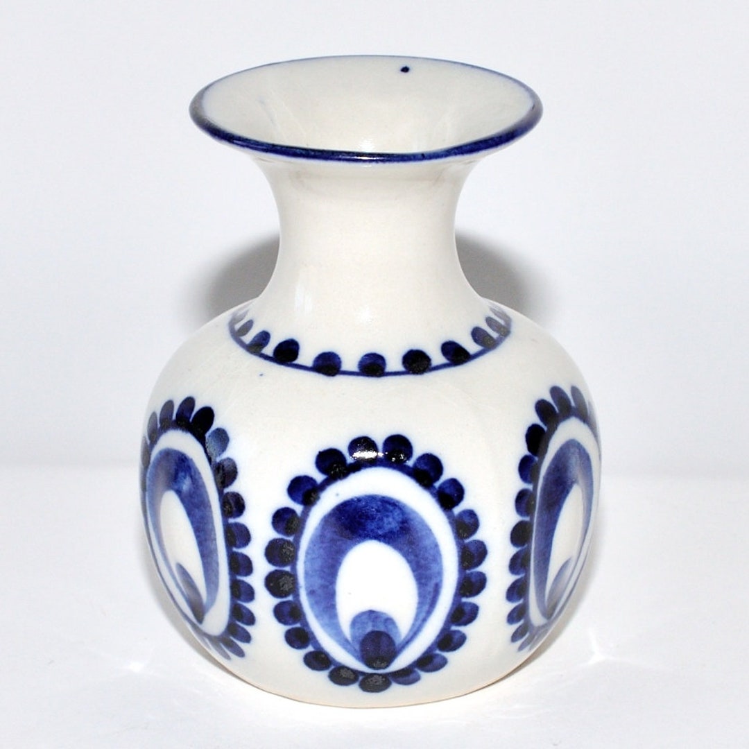 Vintage Pottery Blue & White Hand Painted Small Ceramic Vase - Etsy
