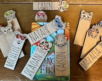Custom Animal Bookmark with Glasses, Personalized Wood Bookmark with Name, Cute Wooden Animal Name Bookmark, Animal Character Bookmark Gift