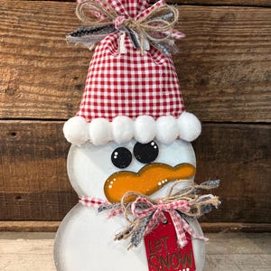 Let It Snow Snowman SVG Digital File, Snowman Shelf Sitter with Hat, Christmas Snowman Template, Winter Snowman SVG Craft Cut File