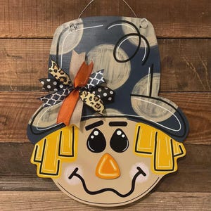 Scarecrow Door Hanger SVG, Fall Scarecrow Digital File, Autumn Door Decor SVG, Cute Scarecrow Sign Template, Farmhouse Fall SVG