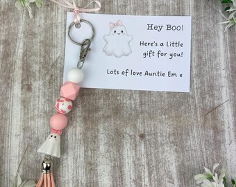 Sleutelhanger Pink Ghost – Leuk Halloween-cadeau met kwastje, cadeau voor Halloween, cadeau voor tieners, cadeau voor kinderen, rugzakbedel, telefoonbedel