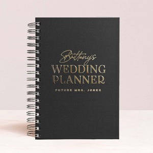 Wedding Planner | Personalized Wedding Planning Book | Custom Bridal Shower Gift | Real Foil Book | Gift for Bride | Design: Manhattan
