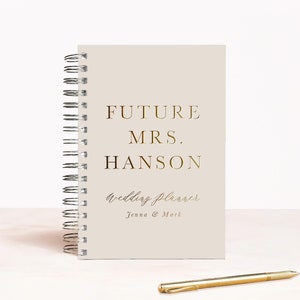 Wedding Planner | Personalized Wedding Planning Book | Foil Bridal Shower Gift | Engagement Gift | Gift for Bride | Design: Sophisticated
