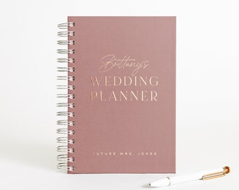 Wedding Planner | Personalized Wedding Planning Book | Custom Bridal Shower Gift | Real Foil Book | Gift for Bride | Design: Manhattan