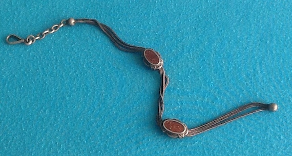 Châtelaine Vintage Argentée Années 1920 – Porte-montre – Bijou Fantaisie Unisexe