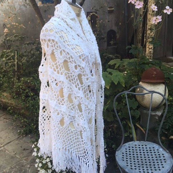 White wool shawl