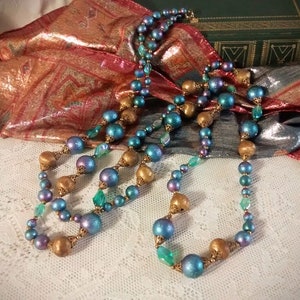 Judy Lee Vintage Necklace Ebb Tide / 1960’s Judy Lee Necklace / Turquoise, Gold, and Iridescent Beads