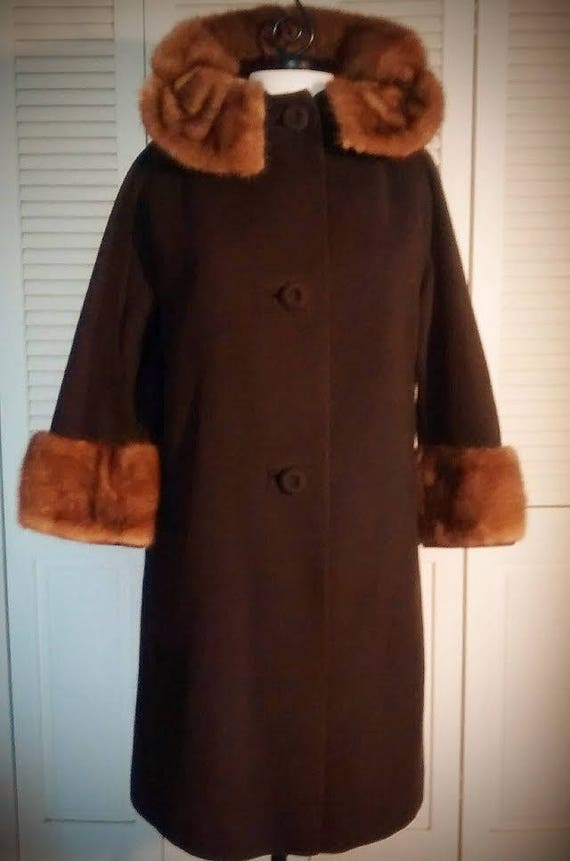 1950s  Cashmere Coat – Mink Collar and Cuffs on C… - image 2