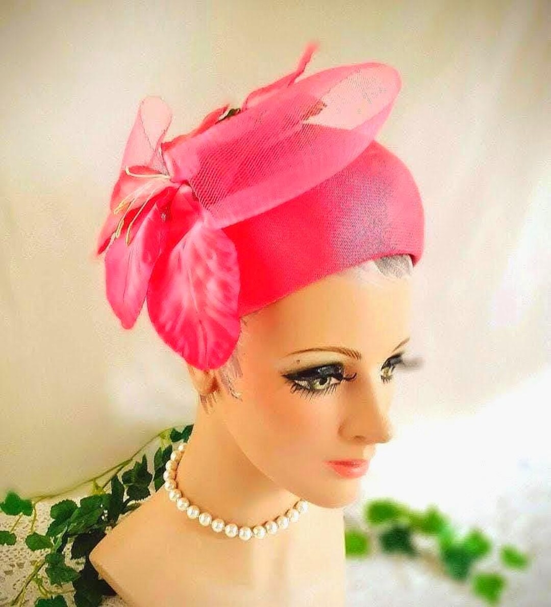 Vintage JACK Mcconnell New York Pink Designer Cloche : Haute  display picture 2