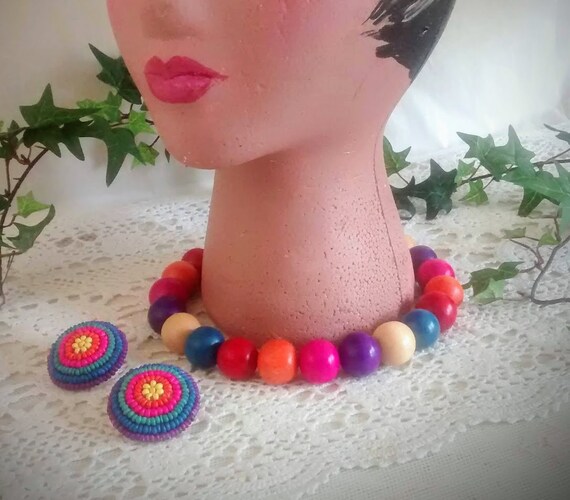 Large Wood Bead Vintage Choker Necklace and Earri… - image 3
