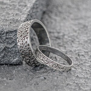 Antique Style Medieval Wedding Band Set Baroque Couples Vine Engagement ...