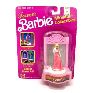 90s Barbie Brush Keychain Plastic Keyring / Multi Colours Available 