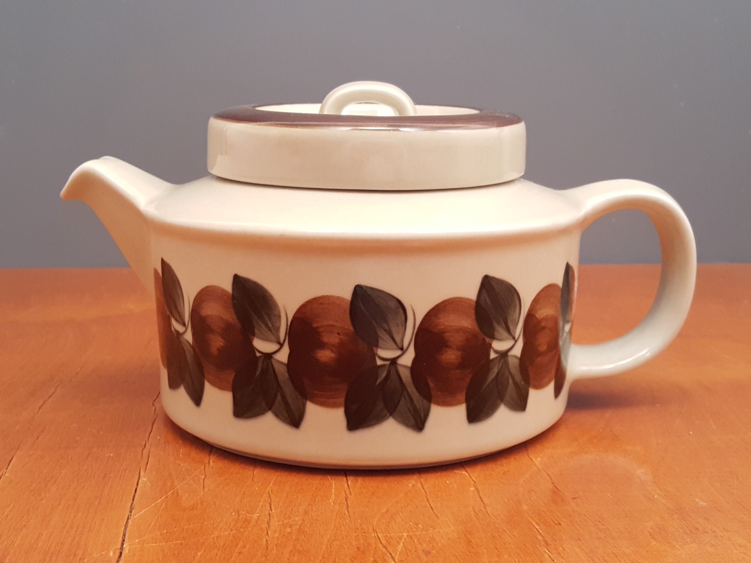 Buy Raija Uosikkinen - Ruija- Teapot and Strainer - Arabia  