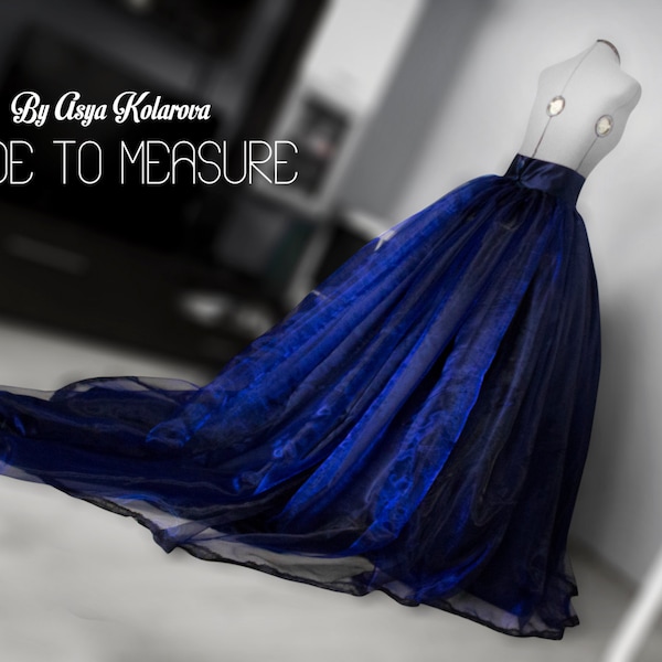 Navy Organza Ballkleid Rock : Hochzeitskleid mit Schleppe