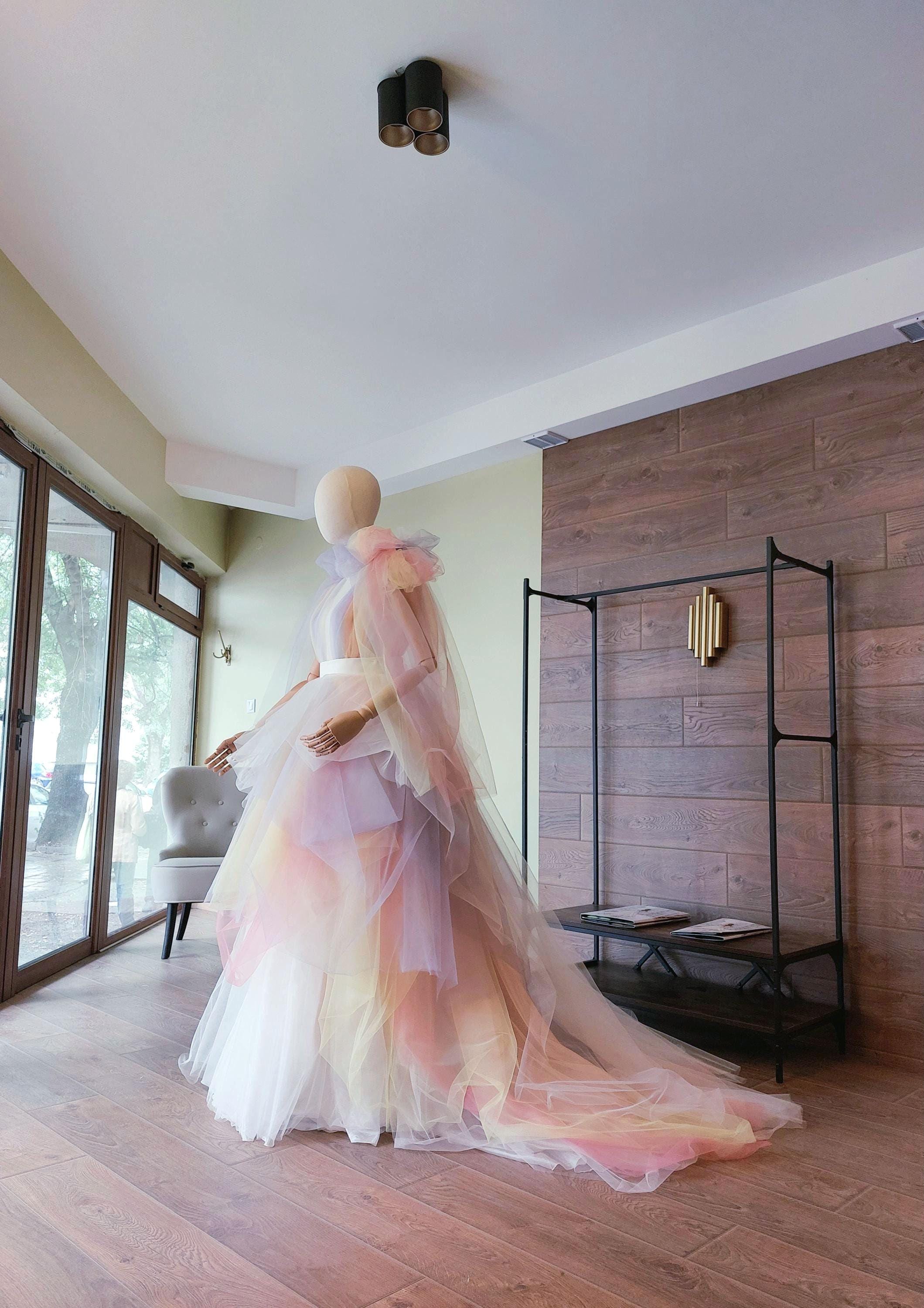 Abiti da sposa arcobaleno Italia