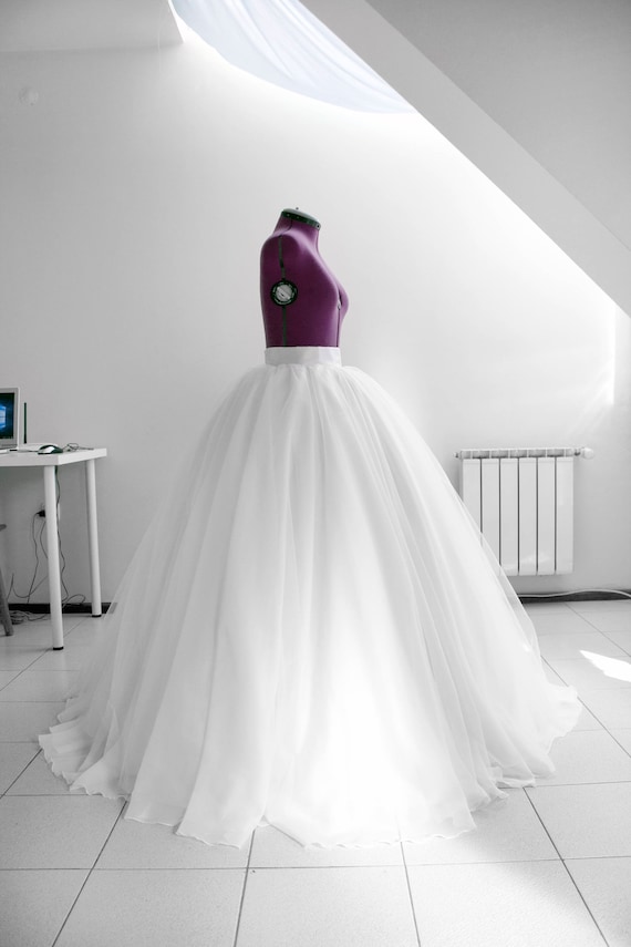 Boho Lace Convertible Wedding Dress with Skirt Overlay | GAIA – ieie