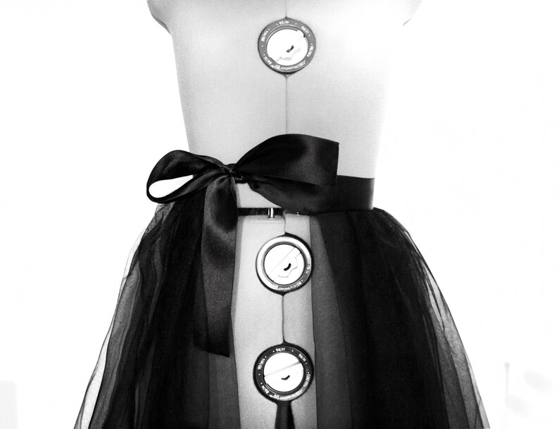 detachable overskirt pattern