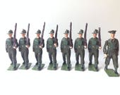 Vintage Britains Toy Soldiers Australian Infantry, Battle Dress, Marching at Slope, with Officer set 2031