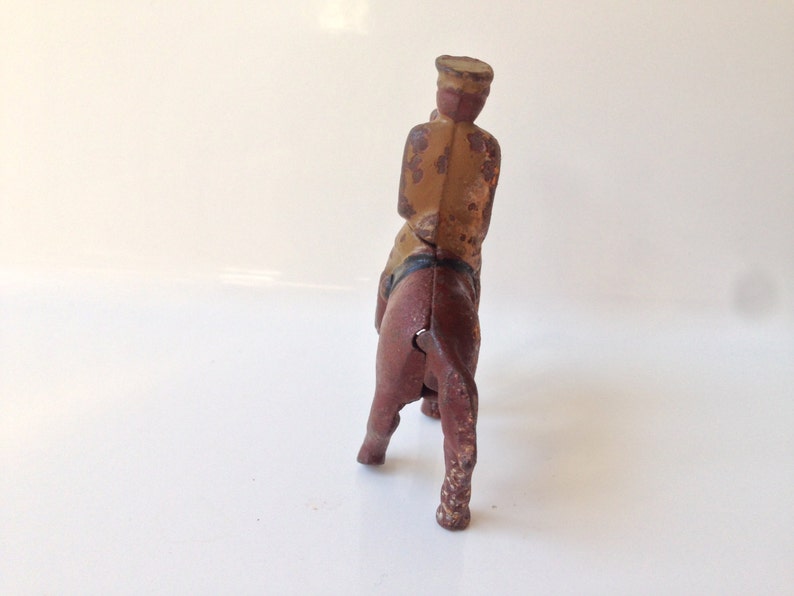 Grey Iron G 107 Cavalry Officer Circa 1933 Police on Horseback Toy Soldier