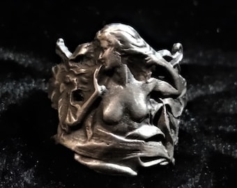 Art Nouveau ring, Goddess of fertility by Belle Epoque sculptor Charles Pillet, Custom-made gift in solid 925 sterling silver