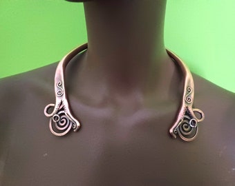 Torque of dragons, Hand forged necklace with 99% recycled copper, Handmade jewelry, Scandinavian Celtic design, Anti Arthritis, Gift copper