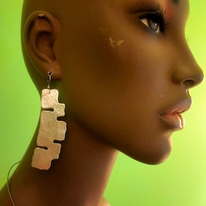 Organic earrings made of reclaimed aluminum from the sea, handmade jewelry, long and lightweight earrings, silver-free metal earrings