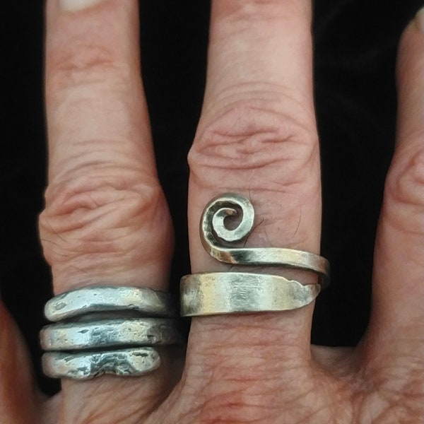 Bio-Spiralring, verstellbarer Gold-Alpaka-Ring, Elfengras-Ehering, einzigartiger Ring aus recyceltem Metall geschmiedet