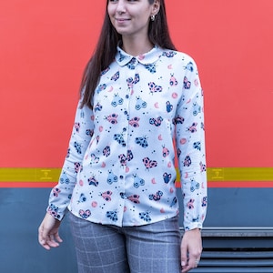 Laura Shirt shirt with long sleeves and collar, Lunar Moths print image 1