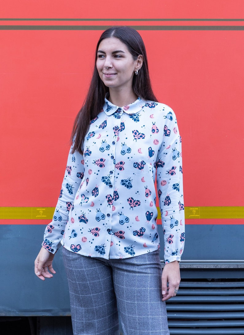 Laura Shirt shirt with long sleeves and collar, Lunar Moths print image 1