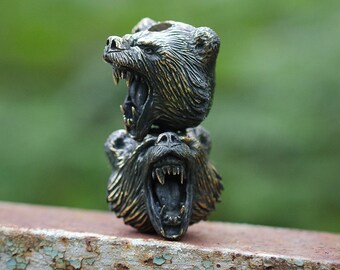 Bear paracord beads - Paracord accessories of bronze. Big, heavy bead animals are handmade with unique designs!