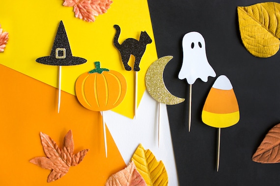 12 Halloween Cupcake Toppers // Fall Decor // Witch Cupcake // Halloween Decoration // Halloween Party // Halloween Decor // Fall Decoration Il_570xn