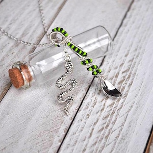 Dije de cuchara pequeña - Collar de alambre de plata - Serpiente