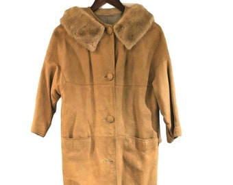 Vintage 60s Nubuck Leather Tan Women Coat Jacket Fur Collar Covered Button 8 AS IS