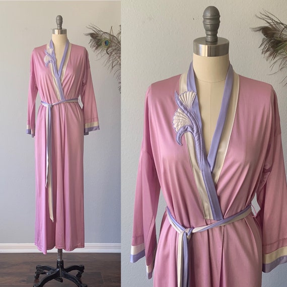 Vintage mauve Vanity Fair robe