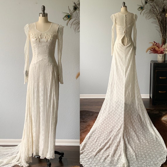 Vintage 1940’s white lace wedding dress with long tra… - Gem