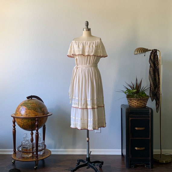 Vintage 1970’s cream cotton peasant dress